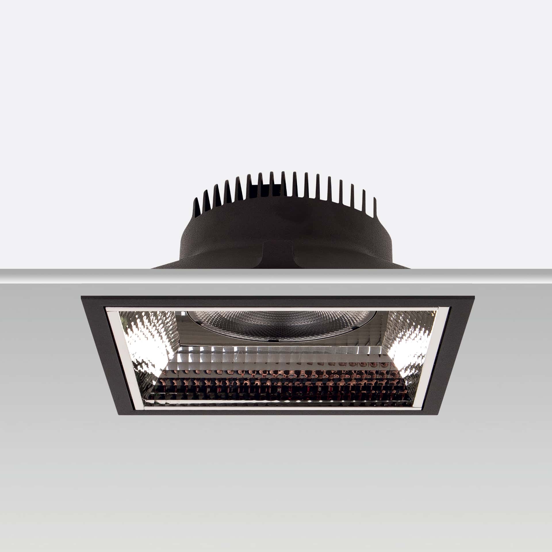 Ares Maxi - image 4