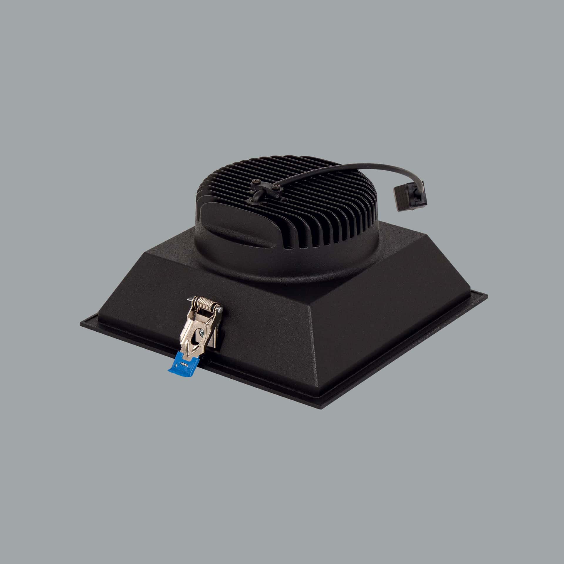 Ares Maxi - image 6
