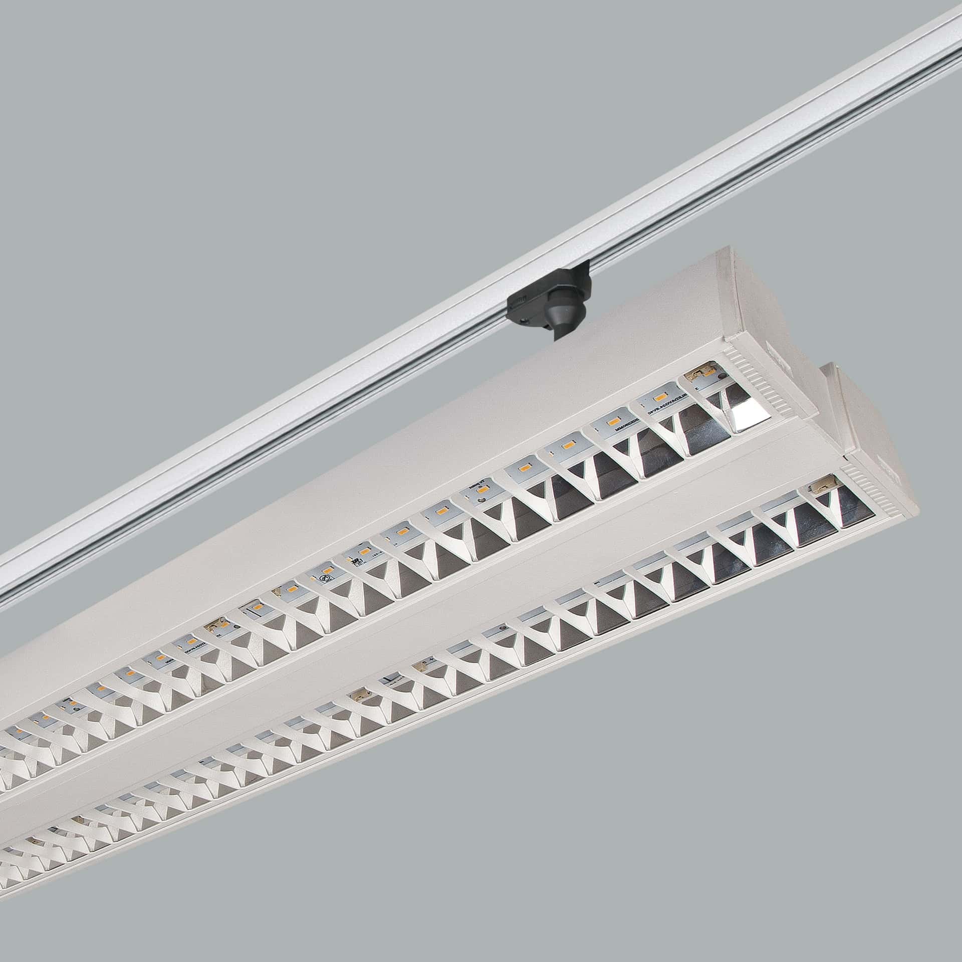 Extrude Track Mounted - image 2