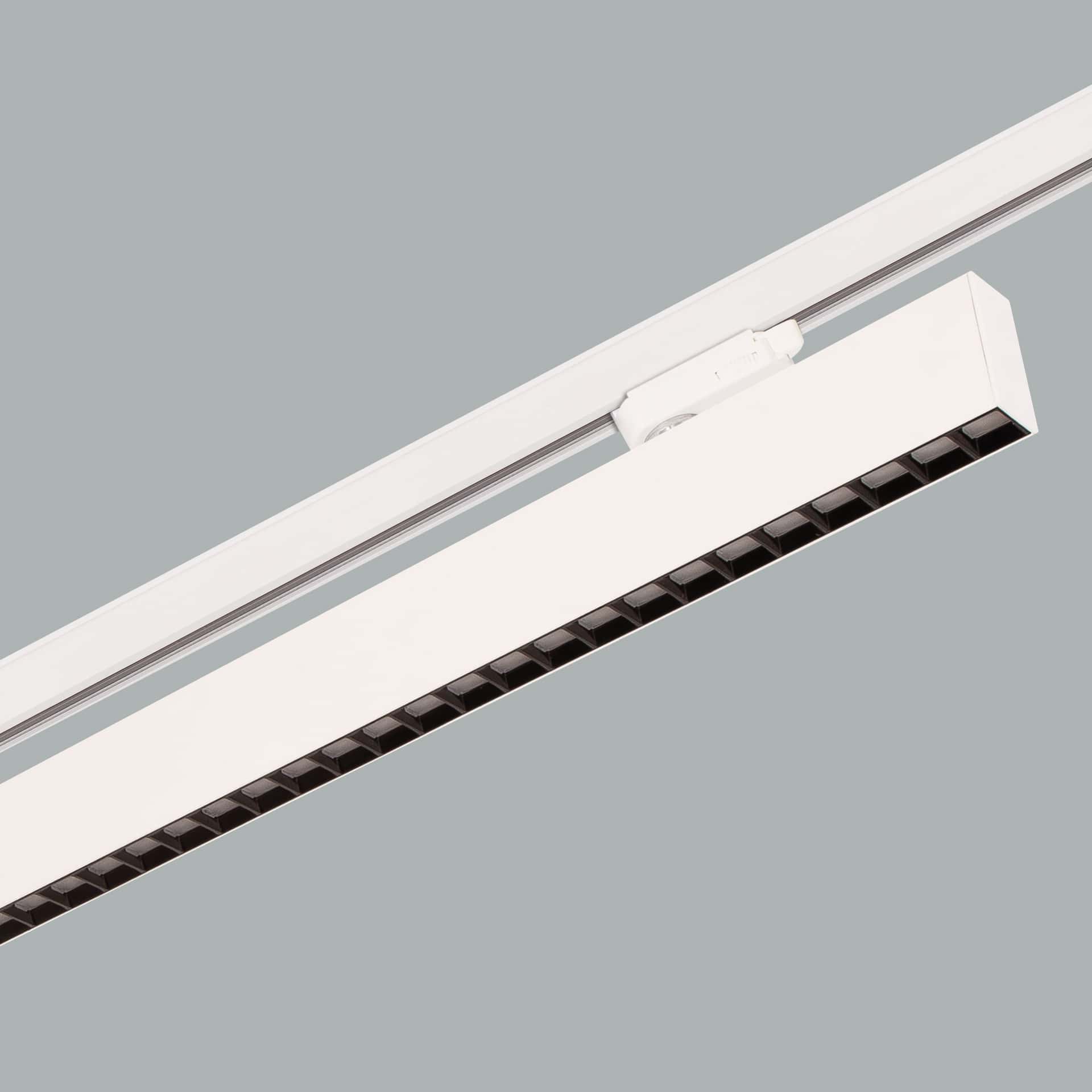 Blade Track Mounted - image 2