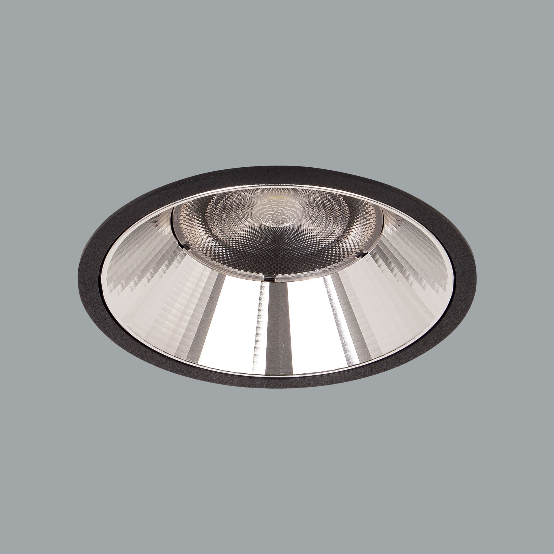 Ares Maxi