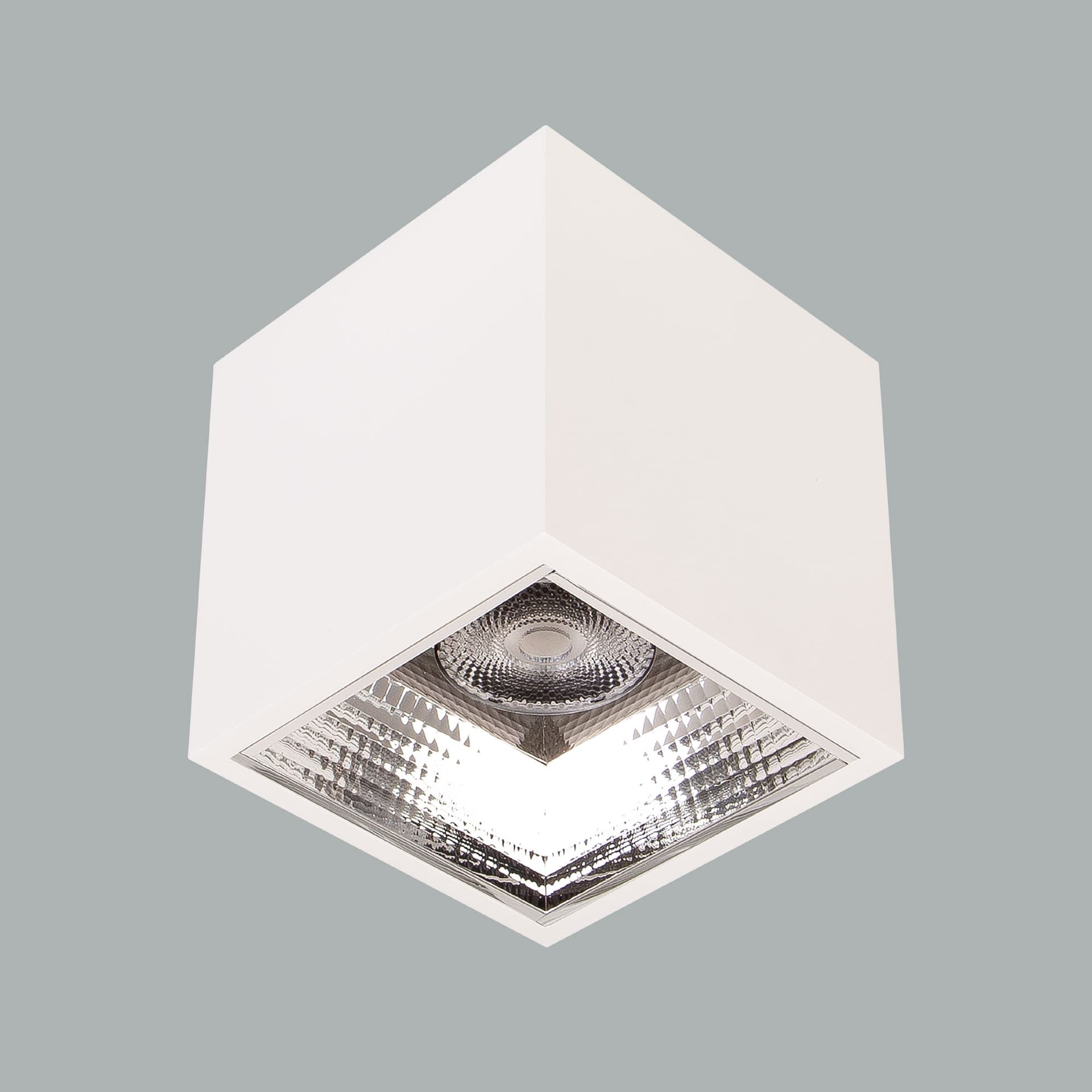 Ares Maxi Surface