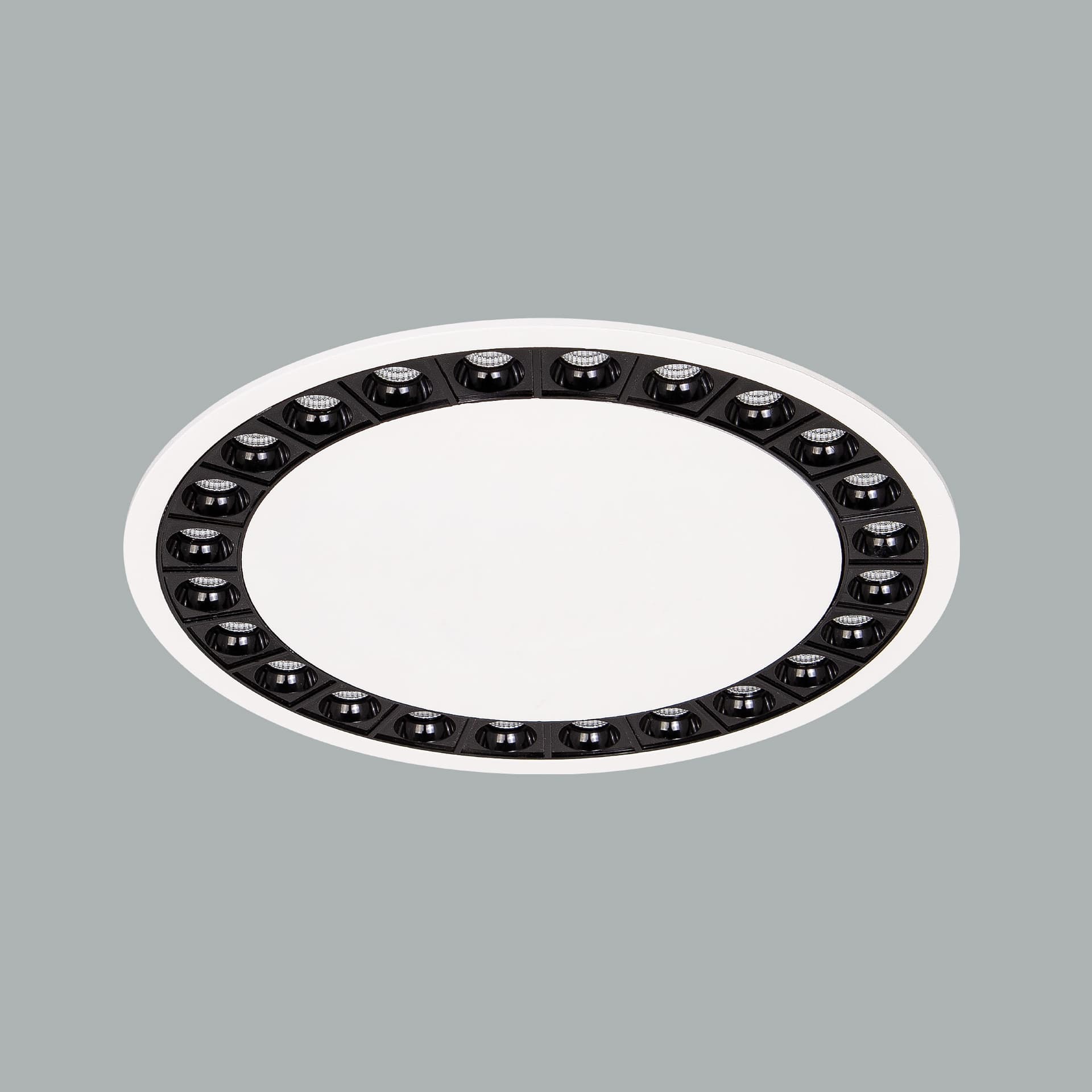 Saturn Maxi